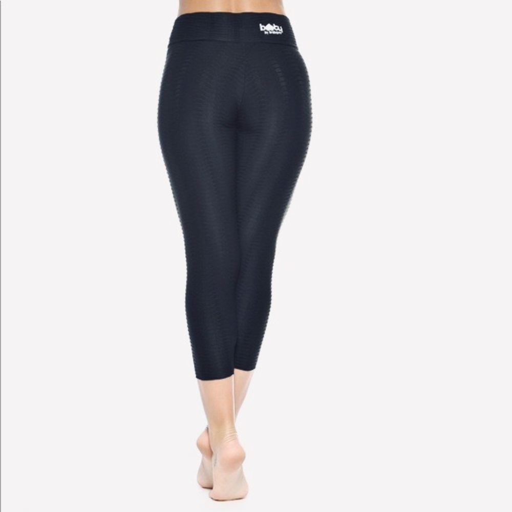 Booty by brabants classic crop black